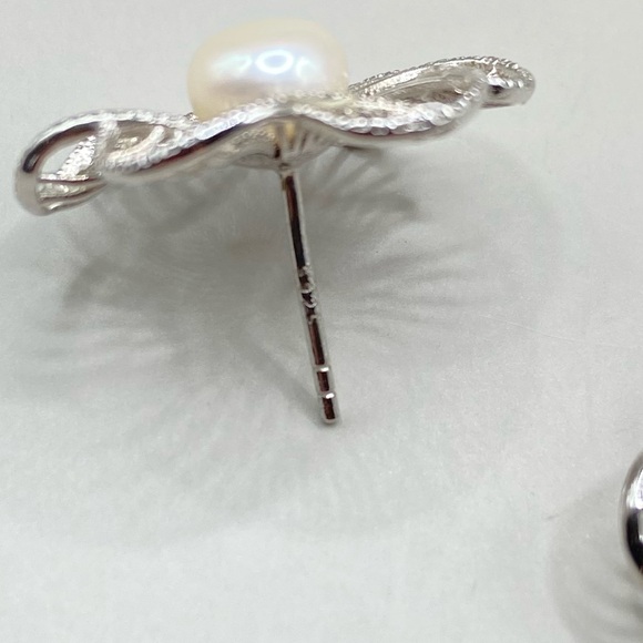 Sterling Silver Cultured Pearl Filigree Large Flower Earrings - Picture 6 of 6